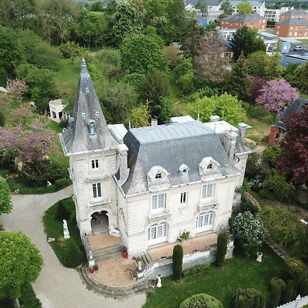 Le Madrigal Bed and Breakfast Mamers Exteriör bild