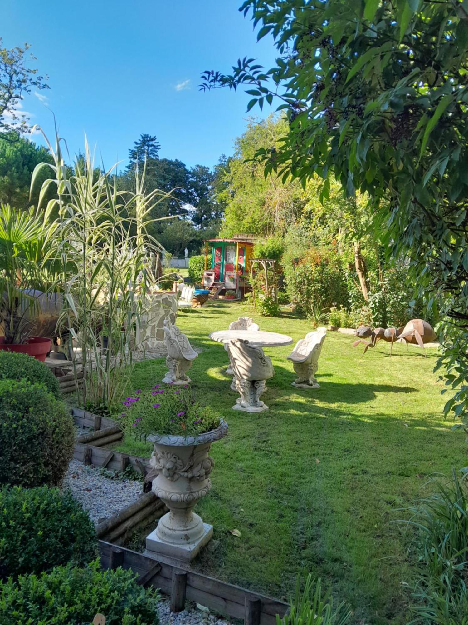 Le Madrigal Bed and Breakfast Mamers Exteriör bild